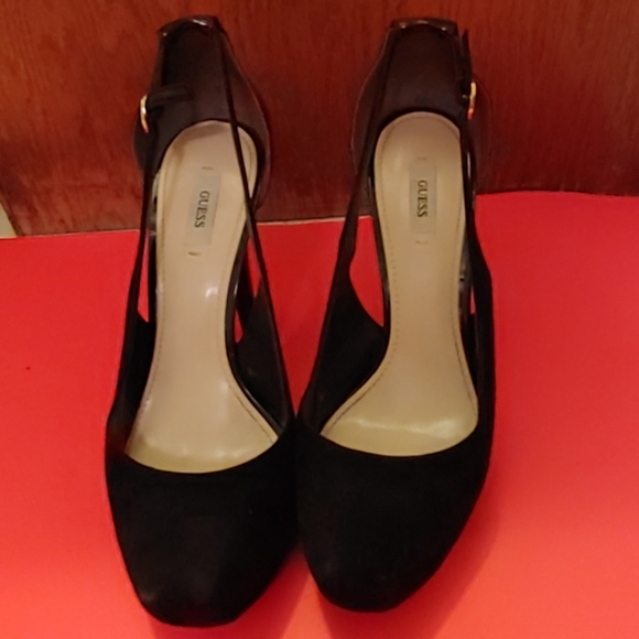 Black Guess Heels - Picture 1 of 3